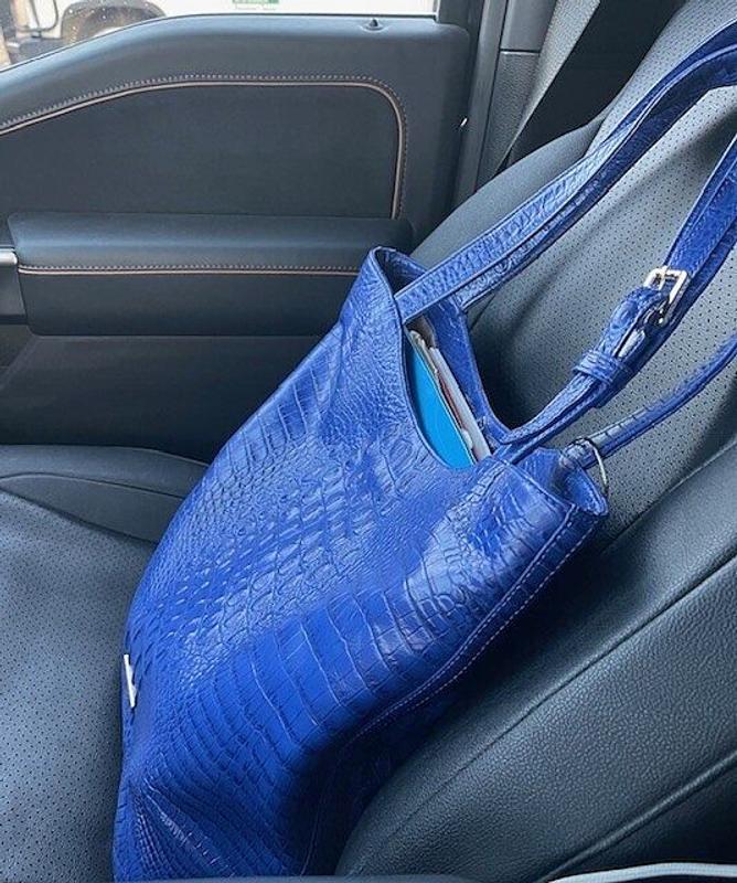 Review Thumbnail Image 0 348356011