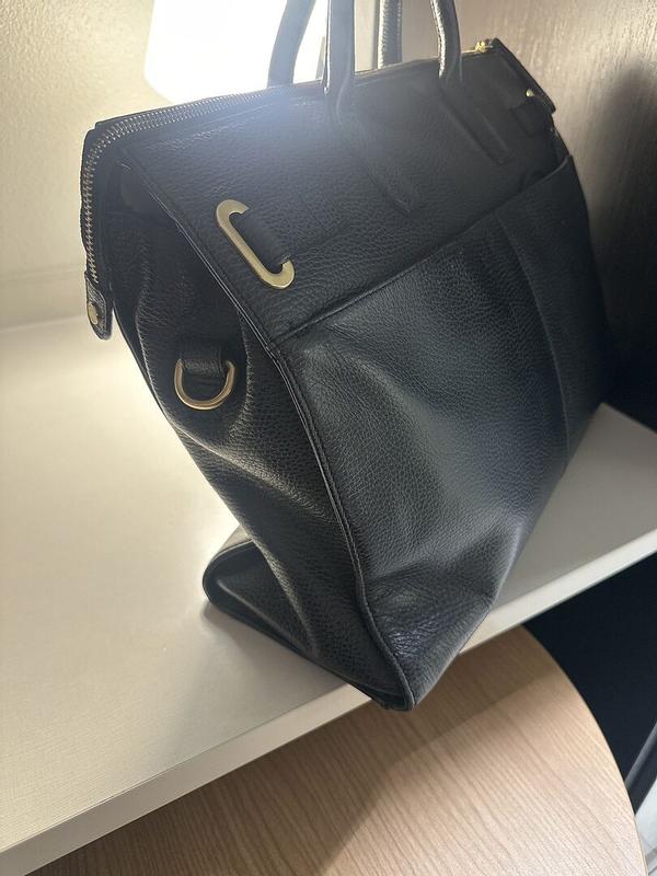 Review Thumbnail Image 0 382038375