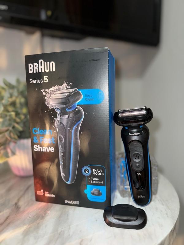 Braun Electric Shaver for Men, Series 5 5120s, Wet & Dry