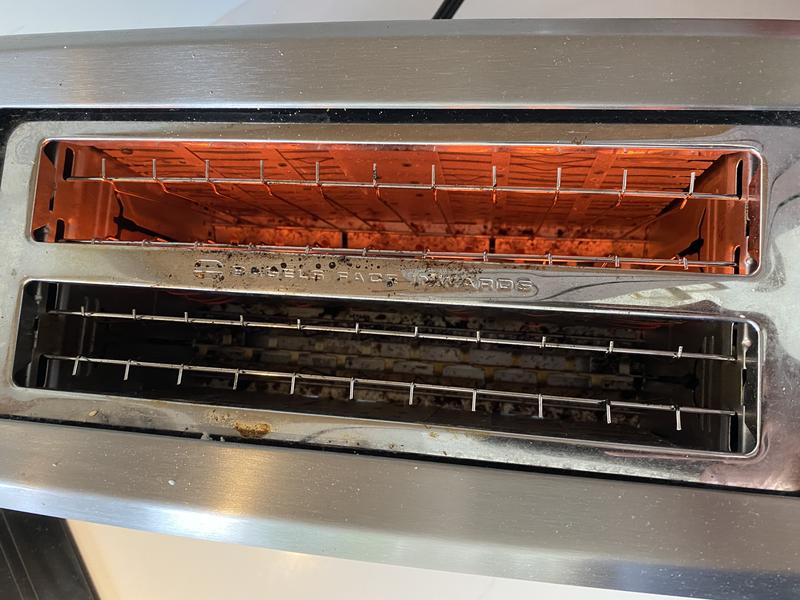 On bagel only one side fires extremely hot