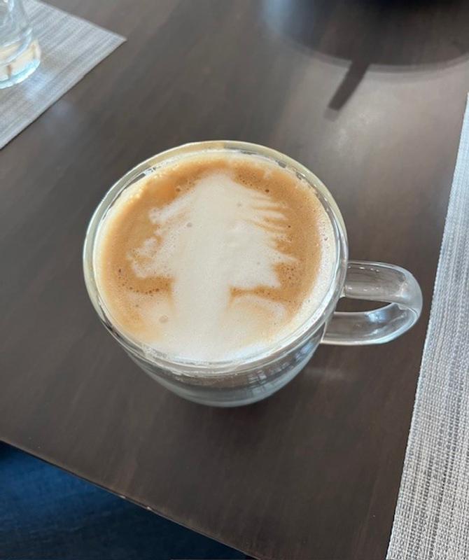 Christmas Tree Latte ART