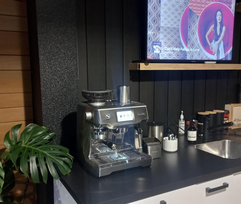 The Oracle is a nice addition to our Office fitout.