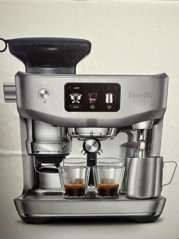 Customer carousel item 9.