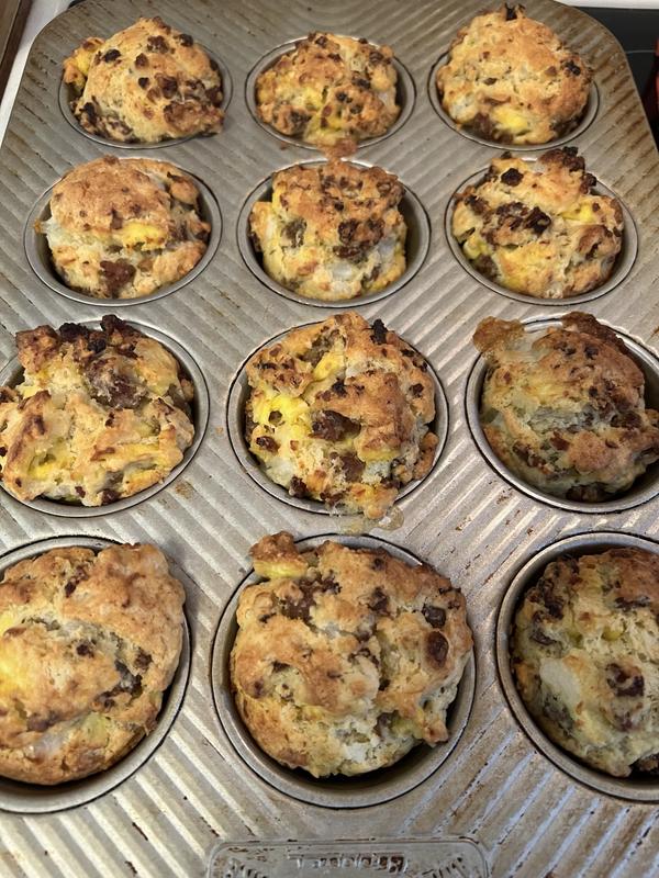 Breakfast sausage & egg muffins  to freeze for meals on the go