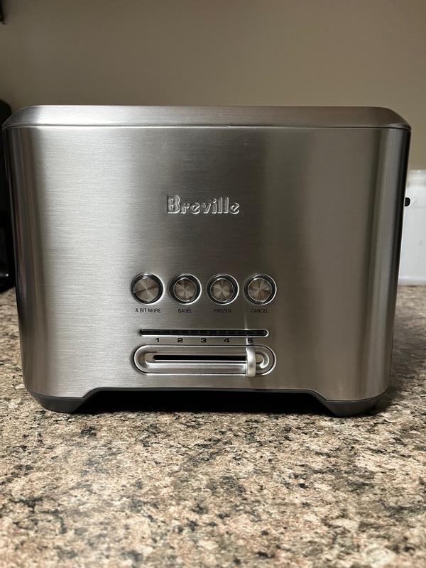 Breville, Bit More 4-Slice Toaster - Zola