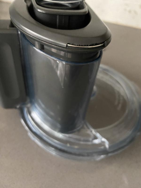 broken edge of food pusher causes it to come apart while using.