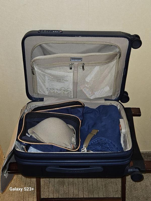 Customer photo for "Briggs & Riley Stylish Carryon"