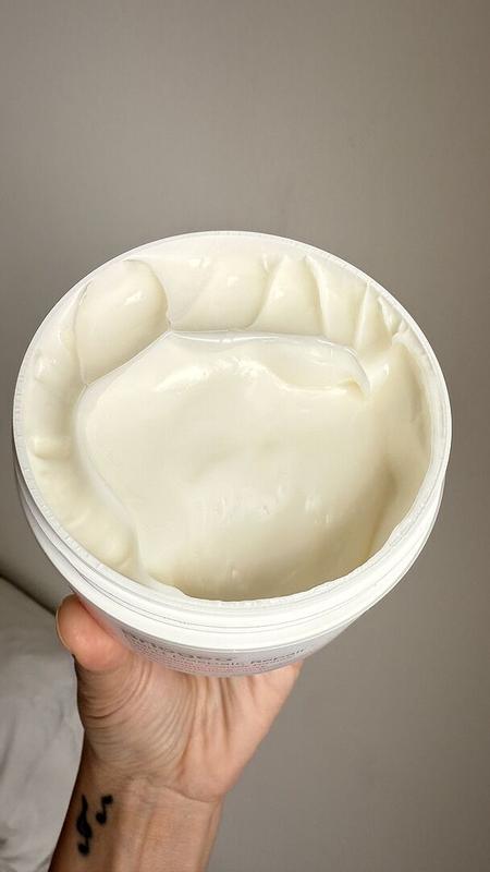 Customer photo for "it’s great to detangle wavy hair"