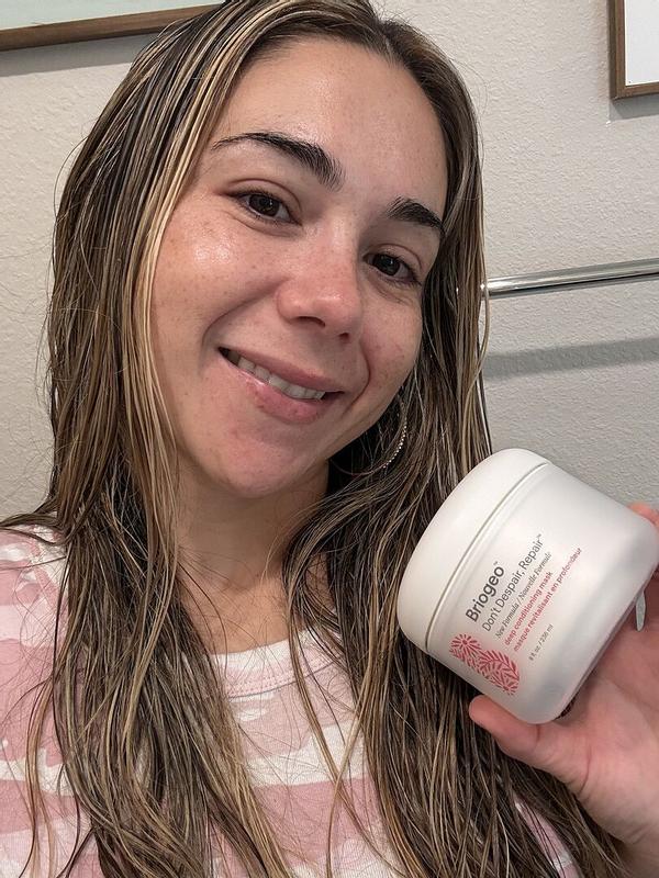 Customer photo for "Very moisturizing hair mask !"