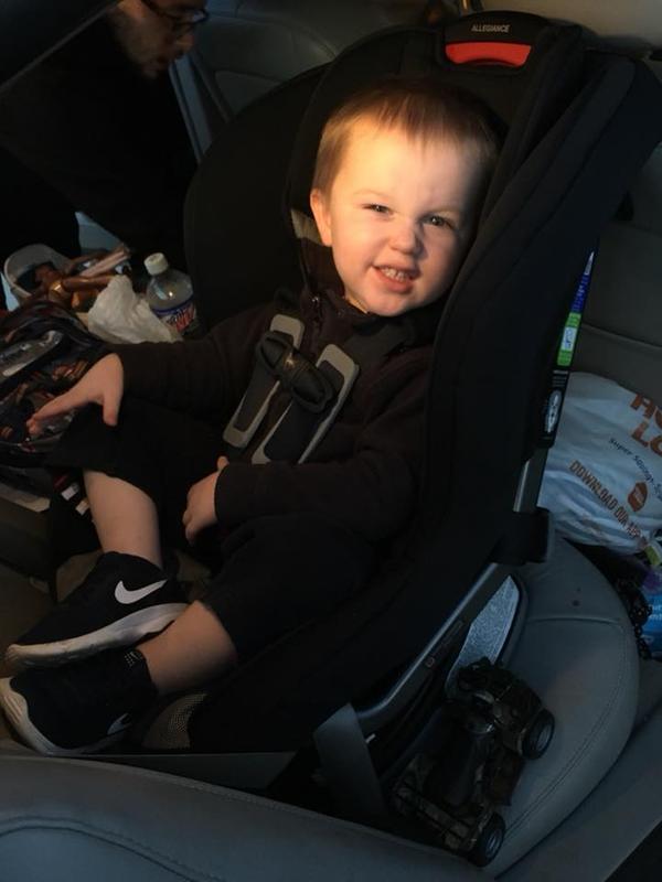 3 years old, 36lbs, 38", rear-facing.