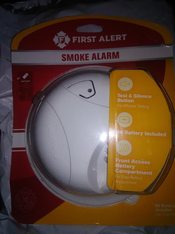 First Alert Battery-operated Ionization Sensor Smoke Detector at Lowes.com