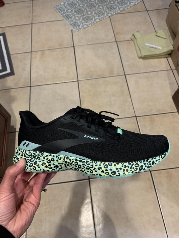 Patterned soles are my new favorite shoe accessory!