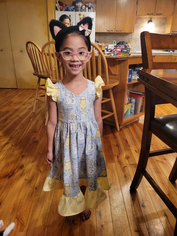 RLX3817G | HomeSewingEmbroidery | By Brother