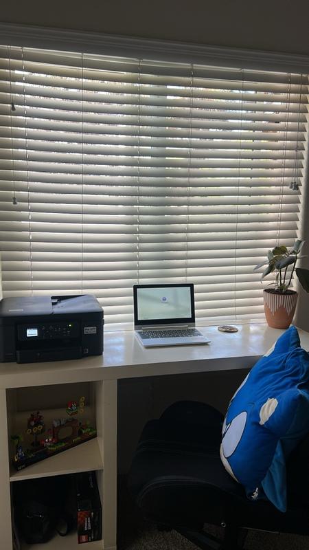 Customer carousel item 8.