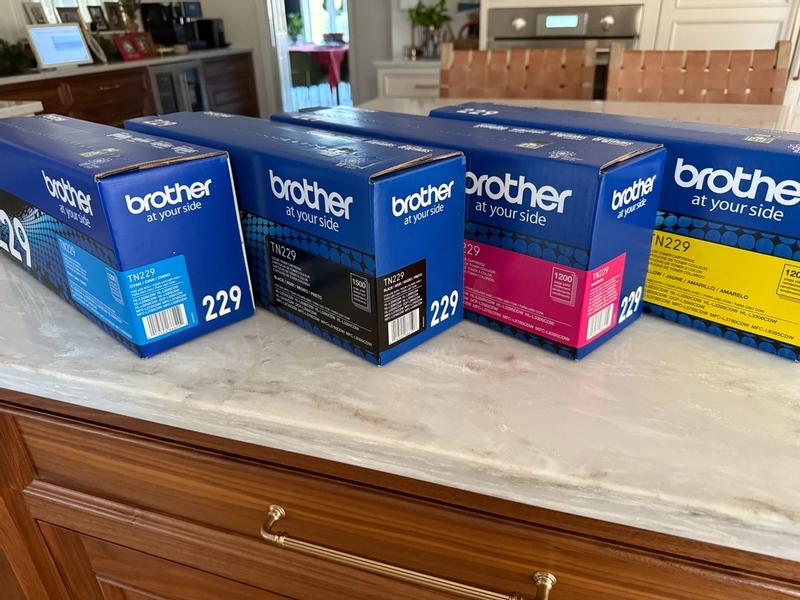 Customer carousel item 4.