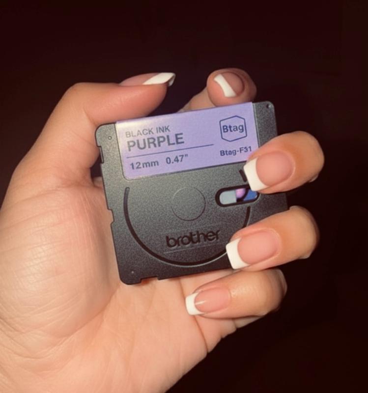 Customer carousel item 4.