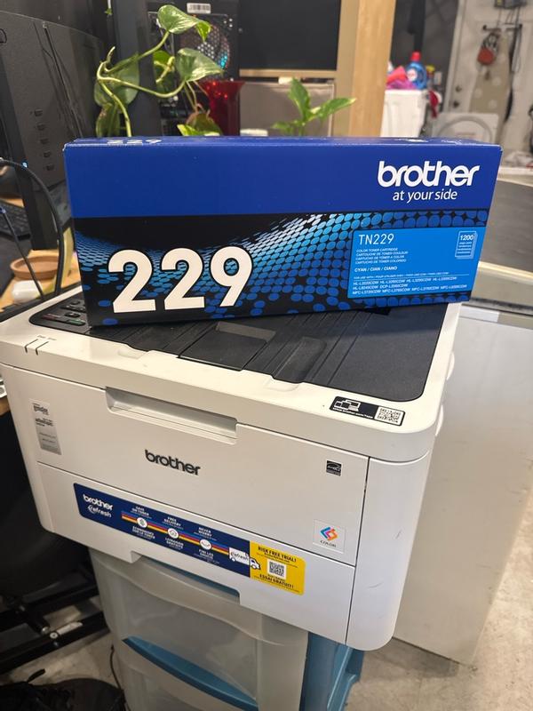 Customer carousel item 12.