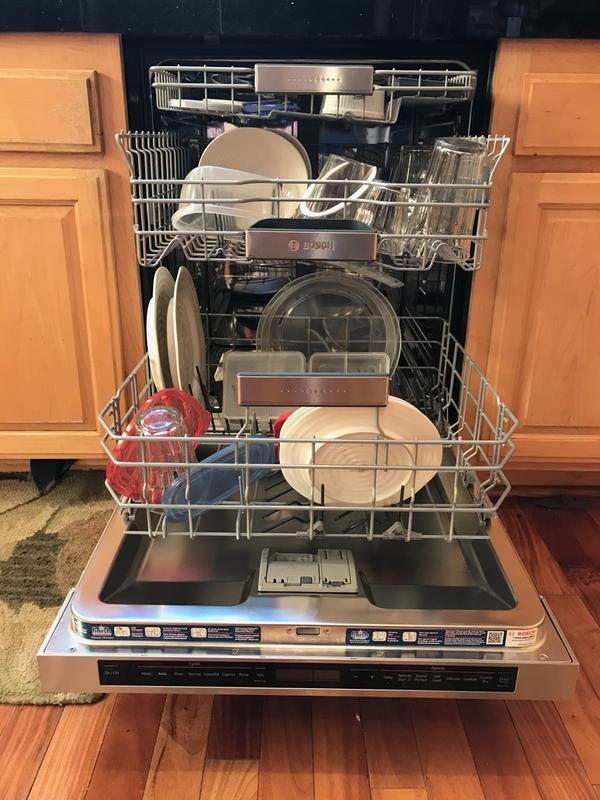 Bosch Benchmark Series Front Control 24 in Built In Dishwasher