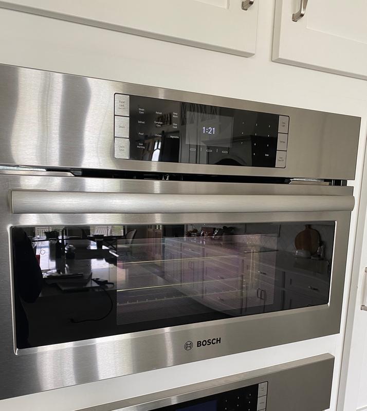 Bosch Benchmark Series 30 in Single Electric Wall Oven True