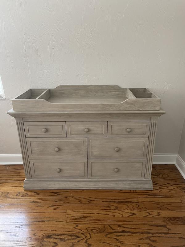 Sorelle deals providence dresser