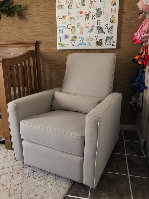 DaVinci Piper AllPurpose Upholstered Glider Recliner in Cream Bed