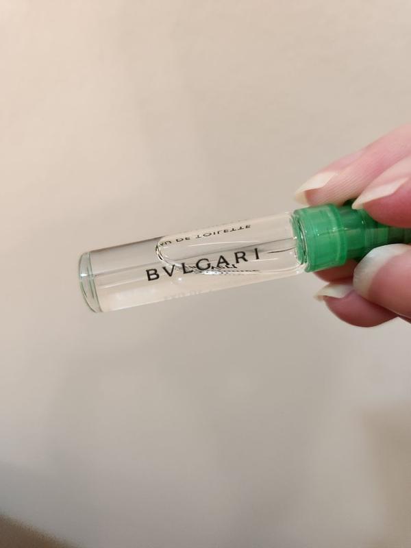 Customer photo for "Clean and elegant scent"