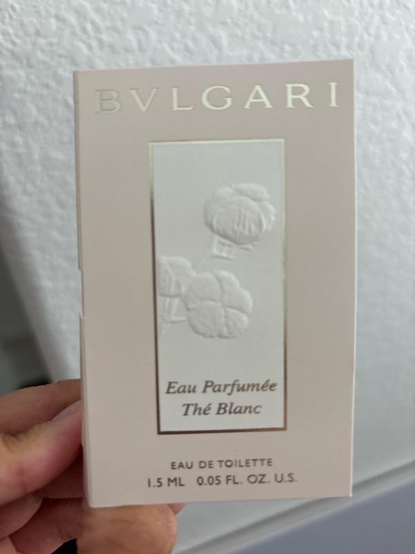 Customer photo for "Faint scent."