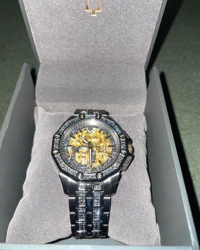 Bulova octava outlet crystal