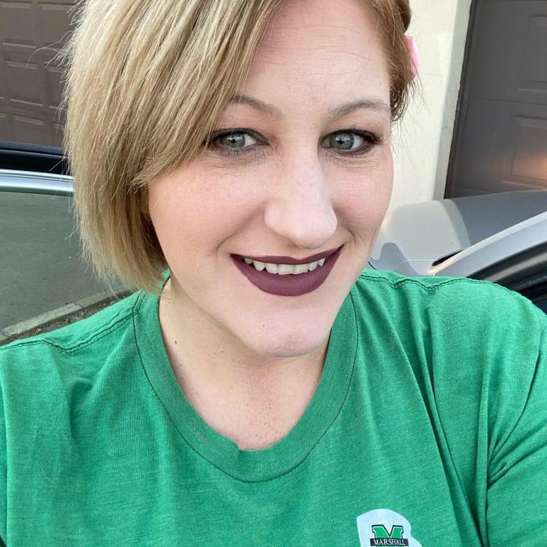 So I have been using the invisible oil mask for a few weeks now and I am so happy with how it is working. #HairdressersInvisibleOil #contest #complimentary #bonus @bumbleandbumble @influenster