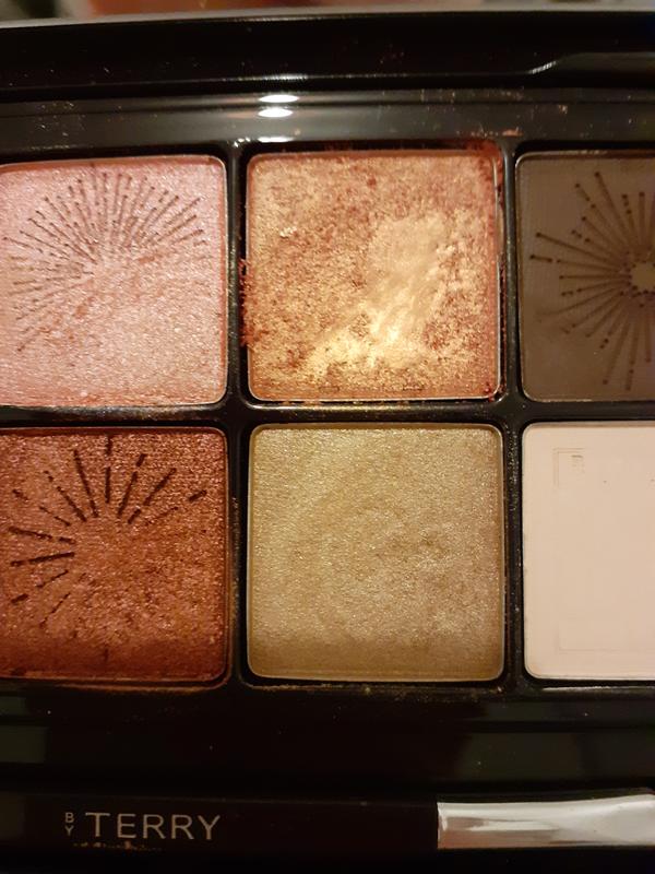 Customer photo for "Beautiful but hard pans quickly"