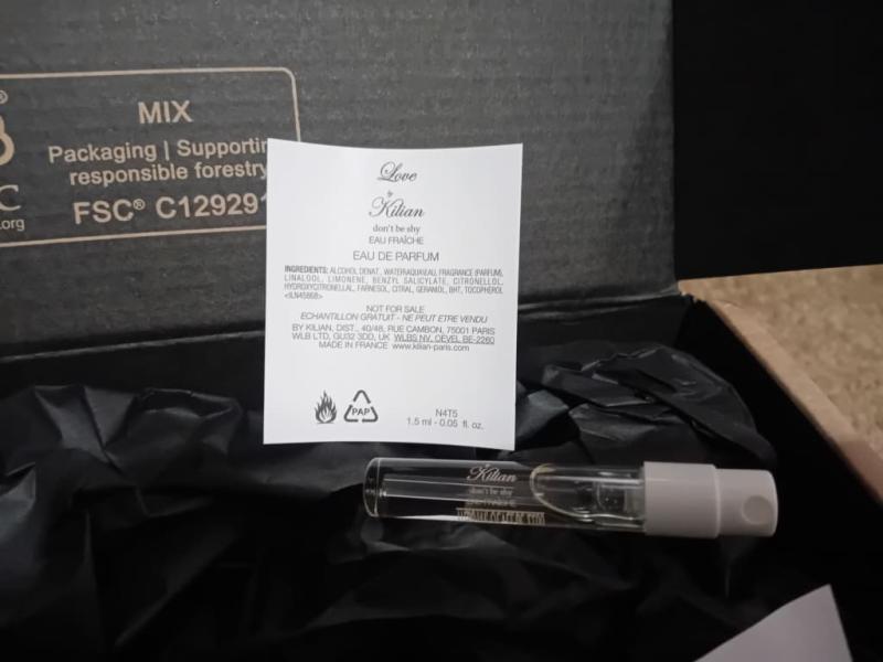 Love Don't Be Shy Eau Fraîche sample