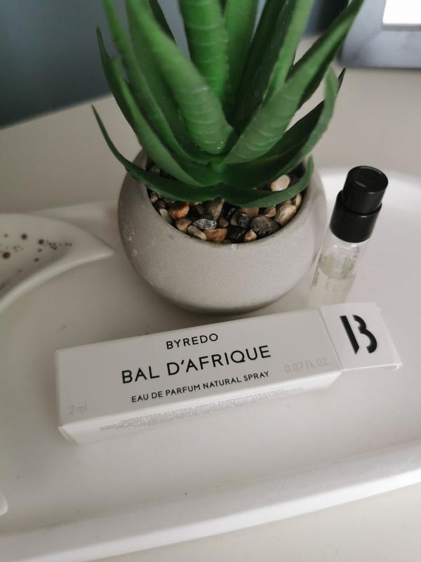 Customer carousel item 1.