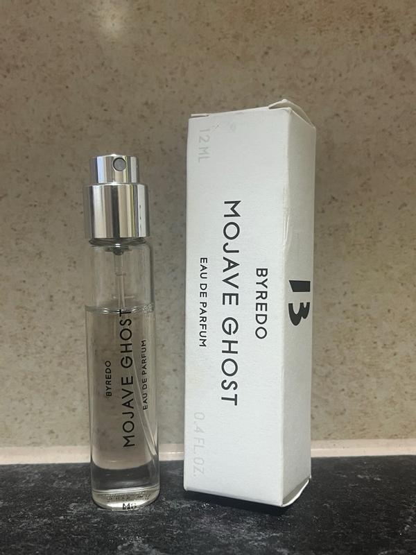 Customer photo for "Stunning fragrance"