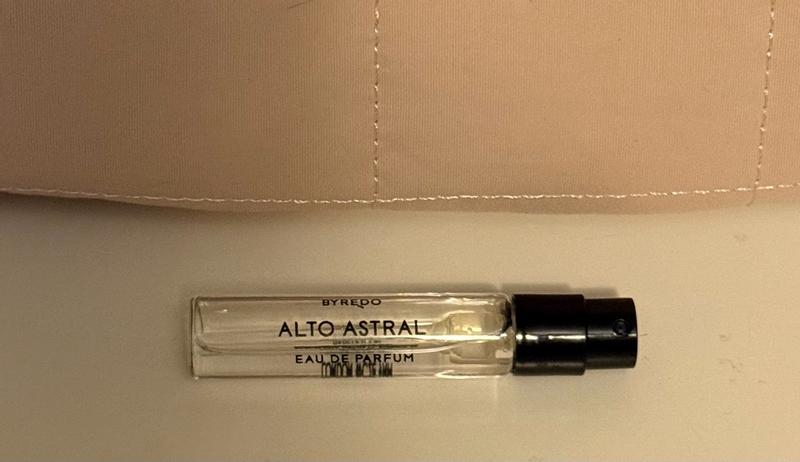 Customer photo for "Beautiful day and evening scent"
