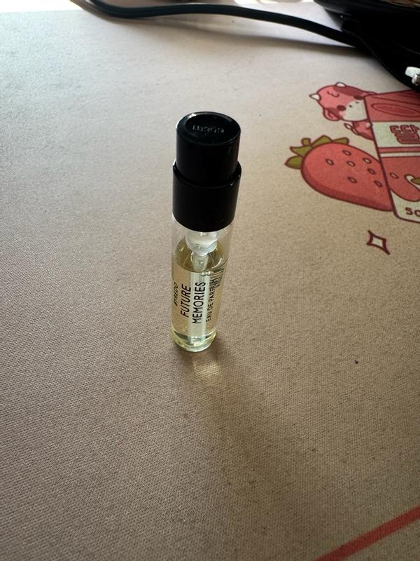 Customer photo for "strong fragrance"
