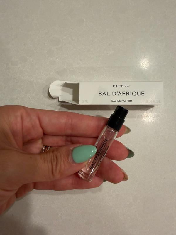 Customer photo for "Perfume"