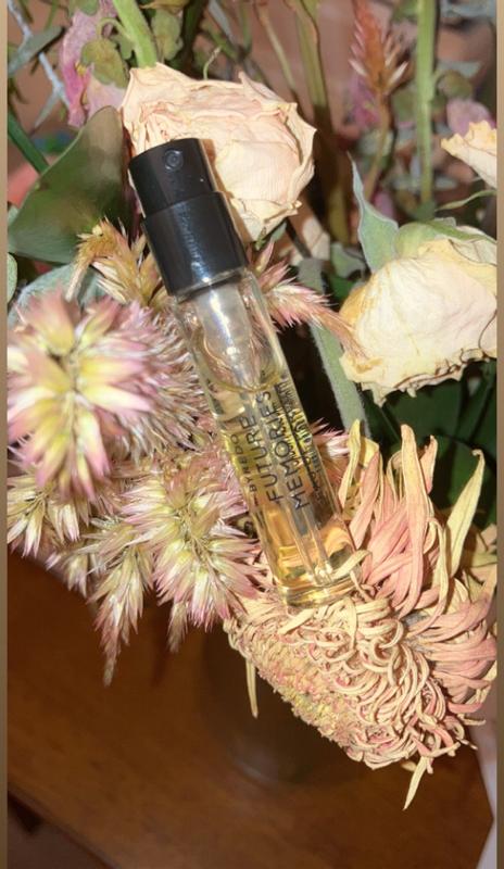 Customer photo for "Amazing floral scent"