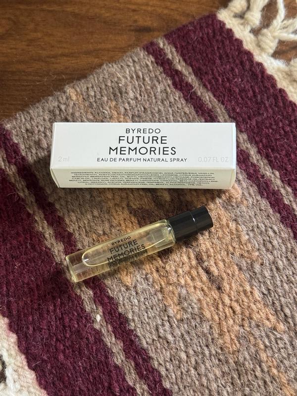 Customer photo for "Musky Vanilla, Perfect Fall Scent"