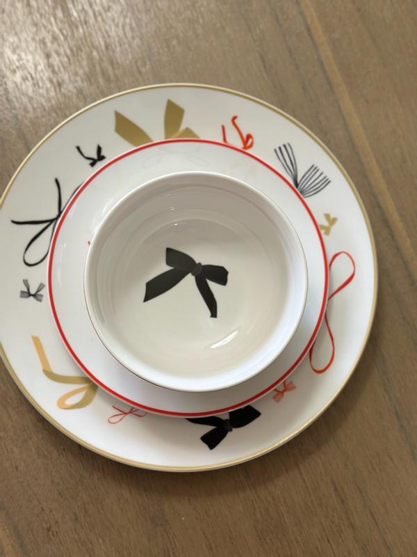Customer carousel item 9.