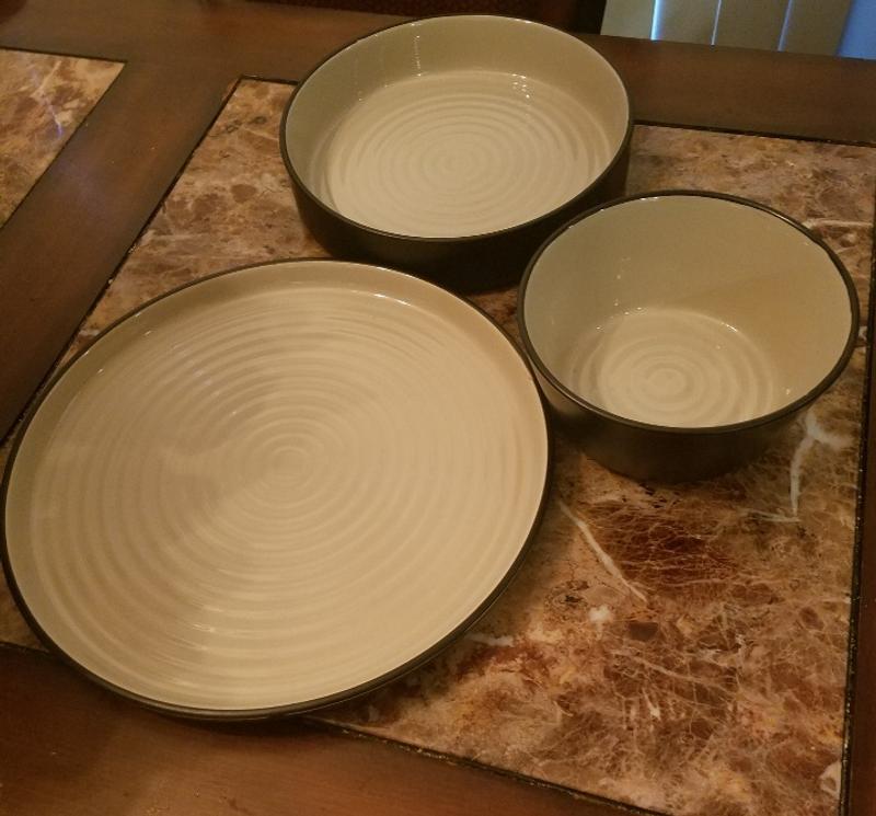 Quality dinnerware