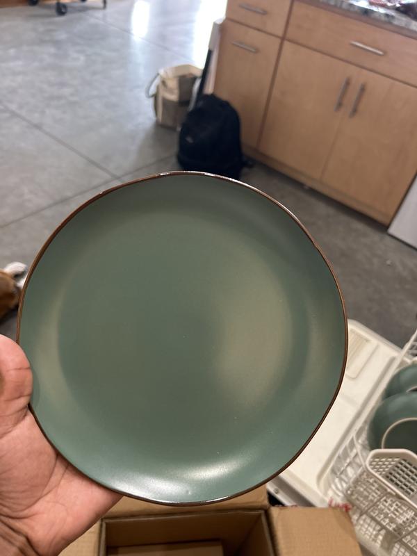 Customer carousel item 4.