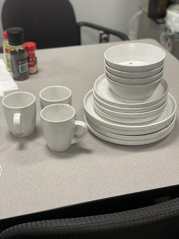 The set. Minus a mug