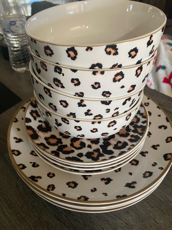 Customer carousel item 9.