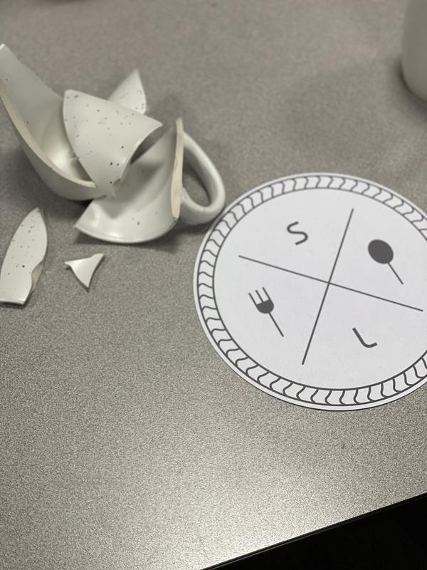 Unfortunately lost a mug during shipping