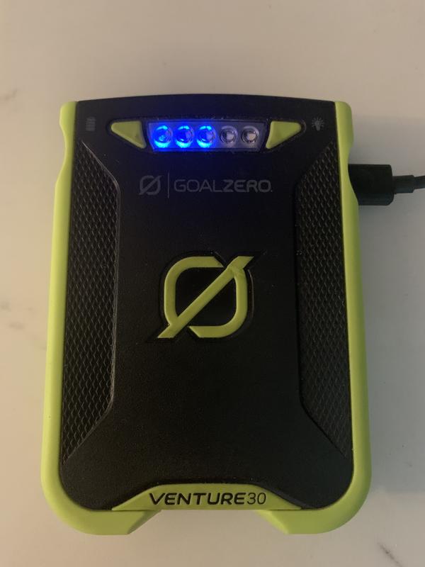 Goal Zero Venture 30 Power Bank + Nomad 7 Pannello solare