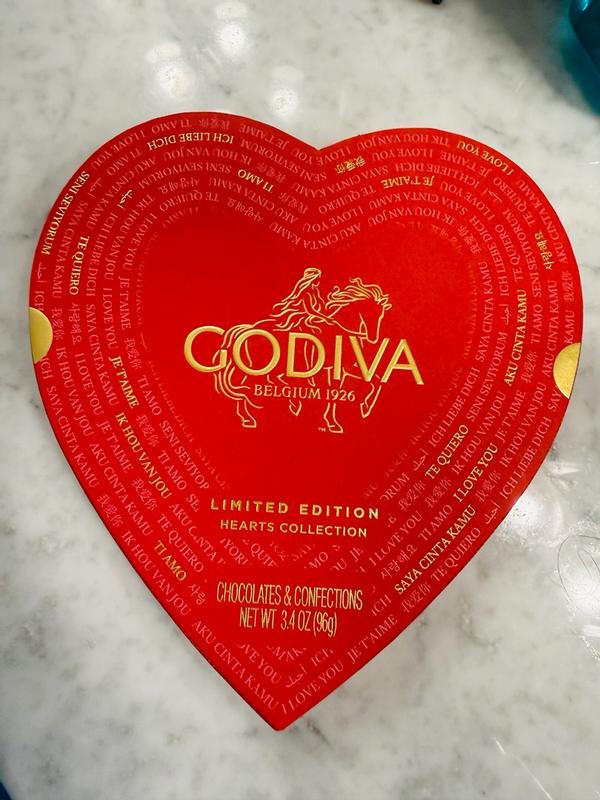Valentine's Day Heart-Shaped Gift Box, 14pc. | GODIVA – GODIVA