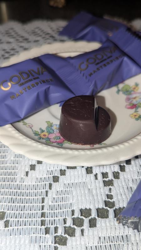 Customer carousel item 11.