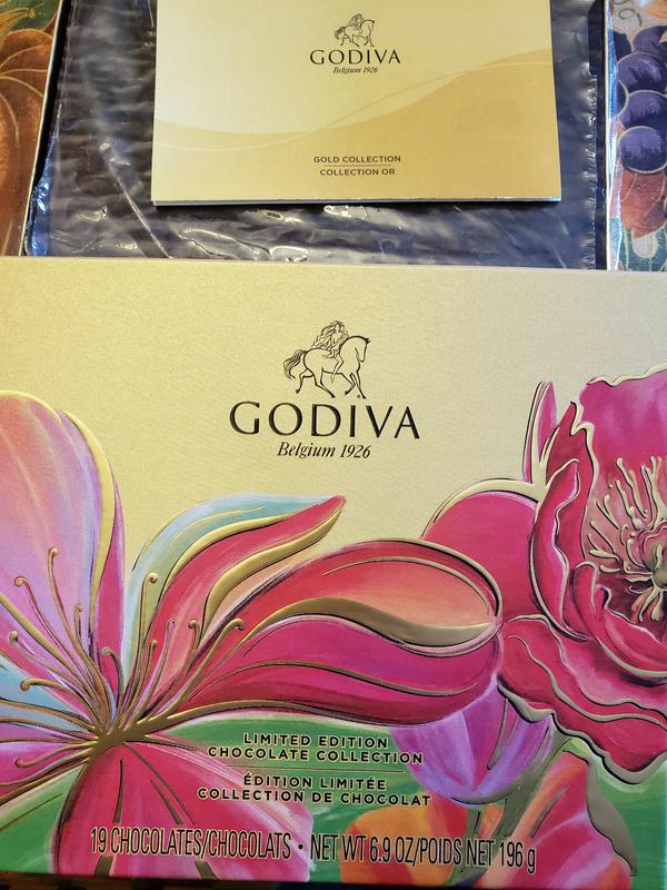 Godiva Spring Assorted Chocolate Gift Box, 19 Piece - Macy's