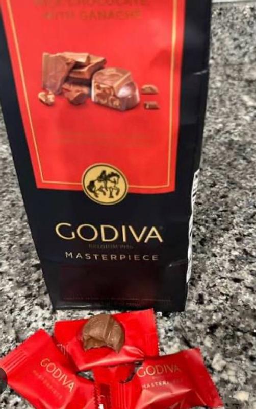 Customer carousel item 8.