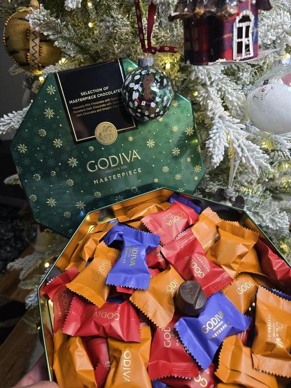 Assorted Masterpiece Holiday Tin, 50pc. | GODIVA – GODIVA